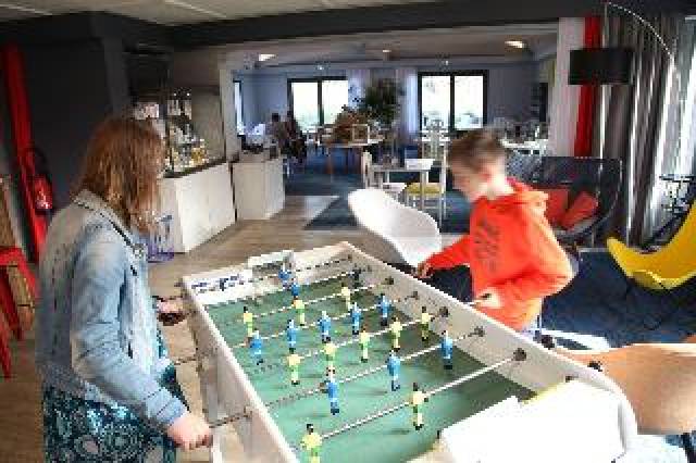 Desportos y Entretenimento