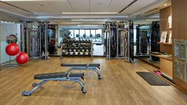 Desportos y Entretenimento