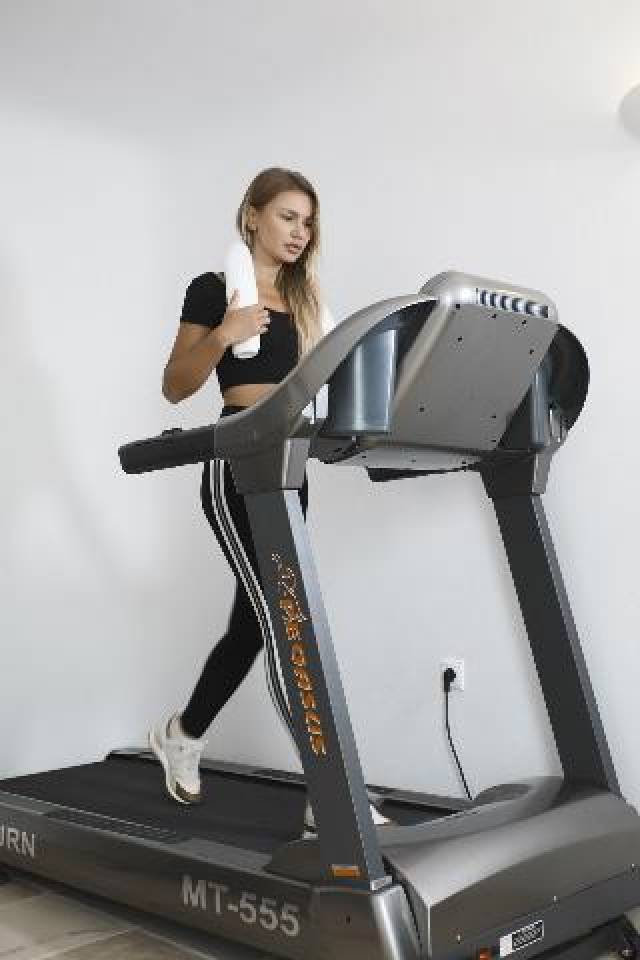 Desportos y Entretenimento