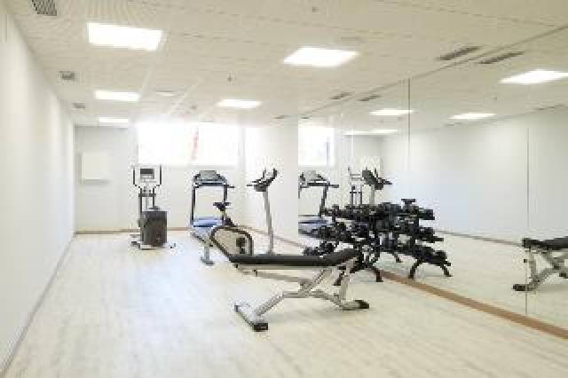 Desportos y Entretenimento