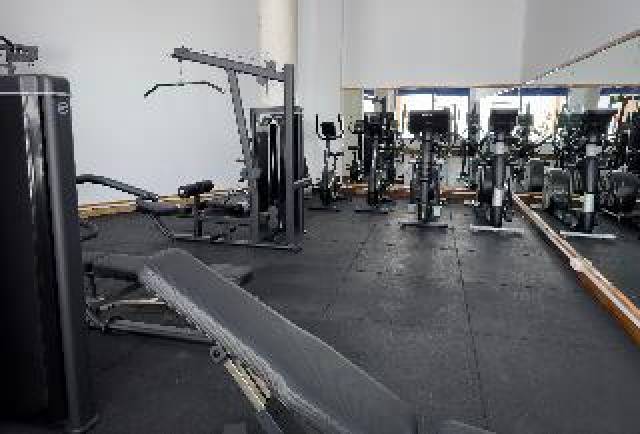 Desportos y Entretenimento