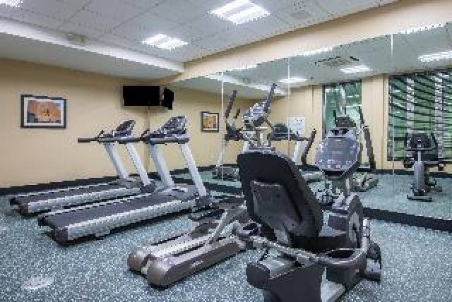 Desportos y Entretenimento
