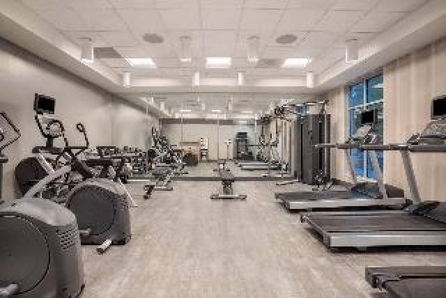 Desportos y Entretenimento