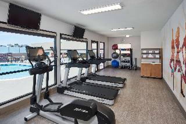 Desportos y Entretenimento