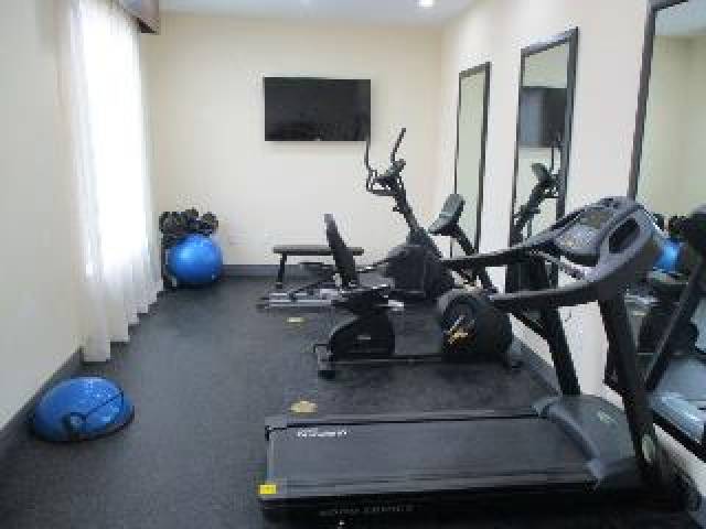 Desportos y Entretenimento
