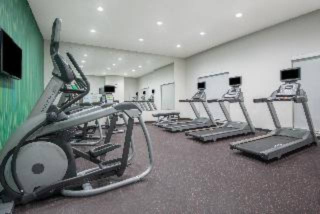 Desportos y Entretenimento