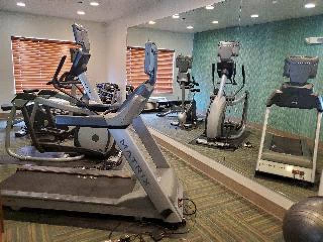 Desportos y Entretenimento