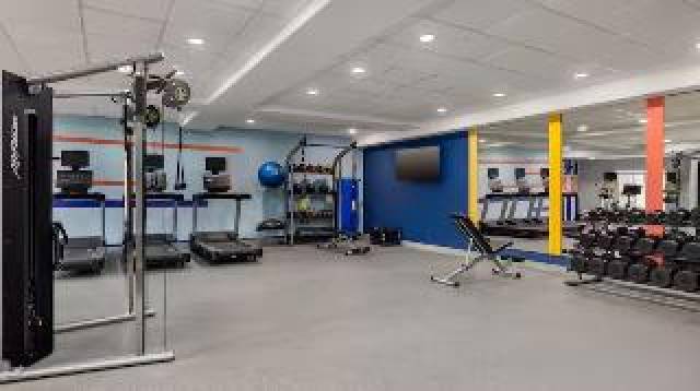 Desportos y Entretenimento