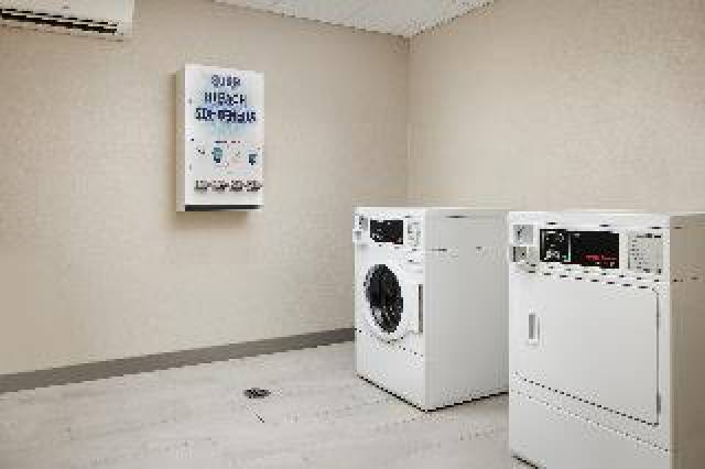 Desportos y Entretenimento