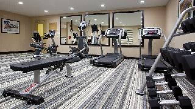 Desportos y Entretenimento