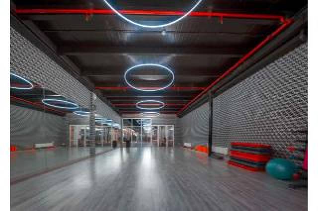 Desportos y Entretenimento