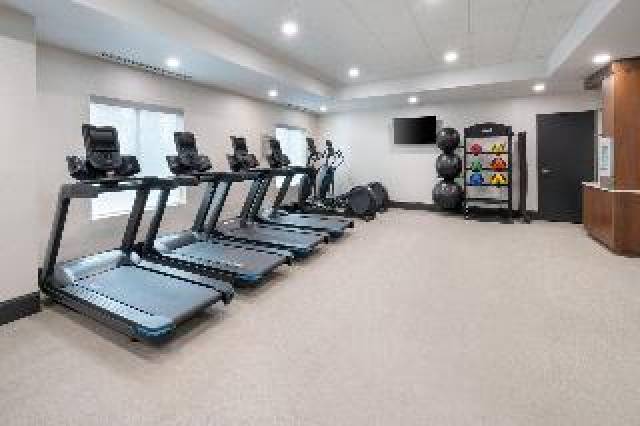 Desportos y Entretenimento