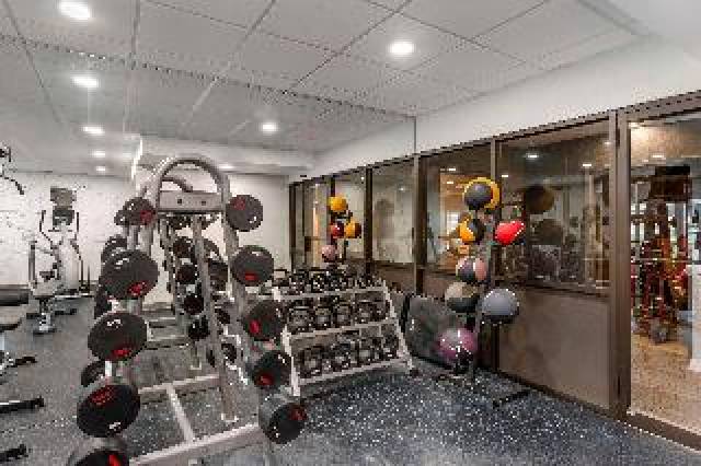Desportos y Entretenimento