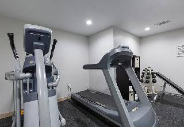 Desportos y Entretenimento