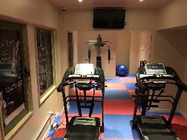 Desportos y Entretenimento