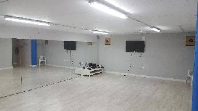 Desportos y Entretenimento
