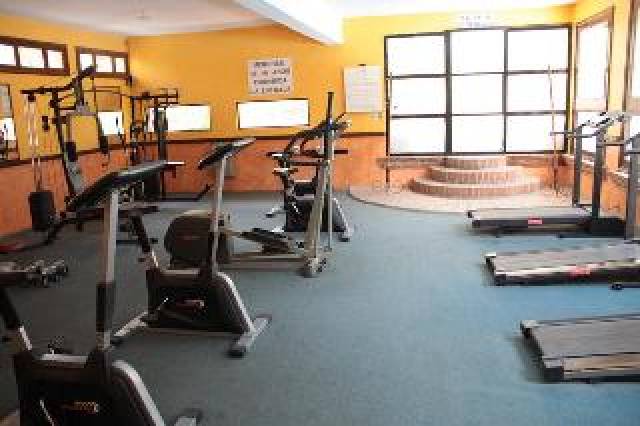 Desportos y Entretenimento