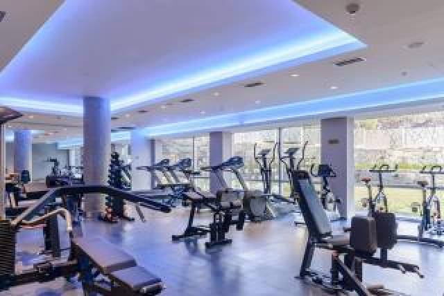 Desportos y Entretenimento