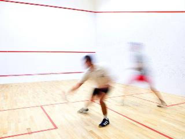 Desportos y Entretenimento