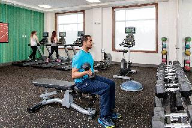 Desportos y Entretenimento