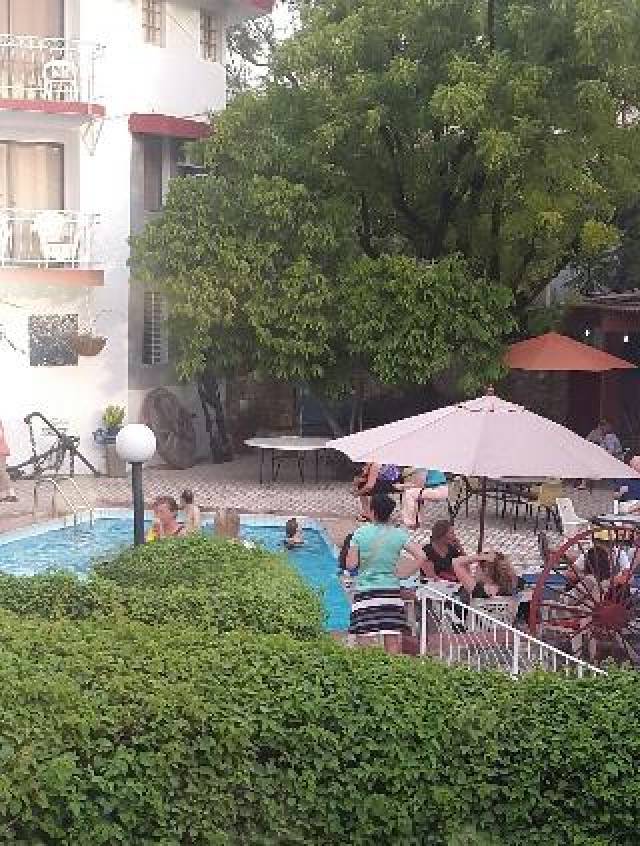 Desportos y Entretenimento