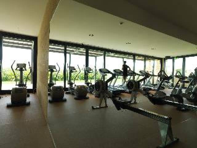 Desportos y Entretenimento