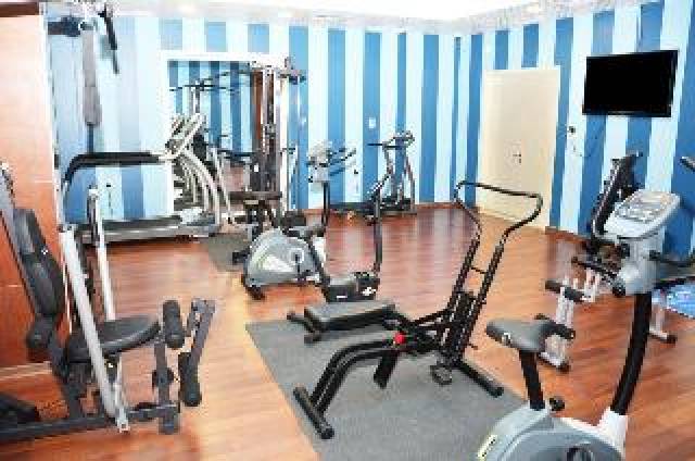 Desportos y Entretenimento