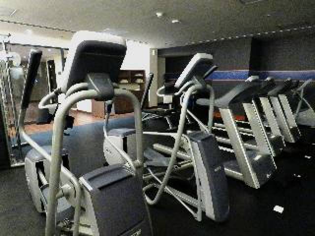 Desportos y Entretenimento