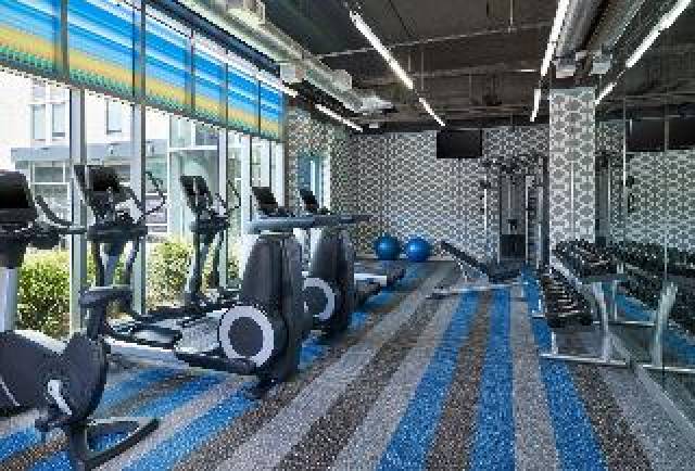 Desportos y Entretenimento