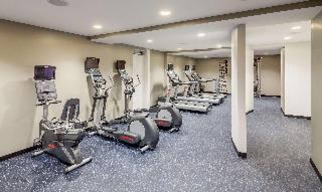 Desportos y Entretenimento