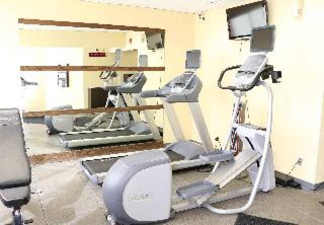 Desportos y Entretenimento