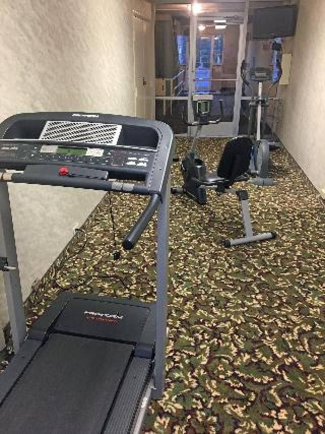 Desportos y Entretenimento