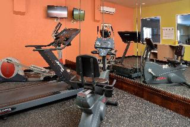 Desportos y Entretenimento
