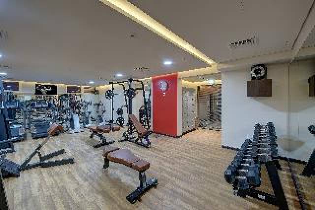 Desportos y Entretenimento