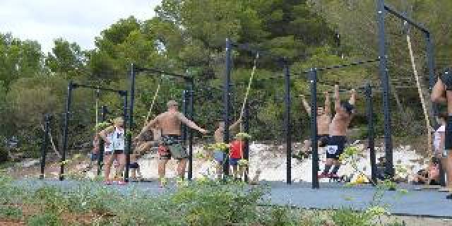 Desportos y Entretenimento
