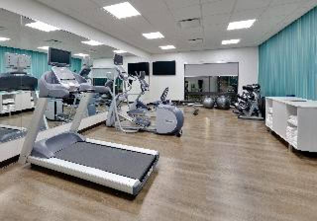 Desportos y Entretenimento
