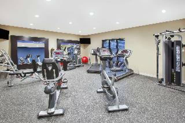 Desportos y Entretenimento
