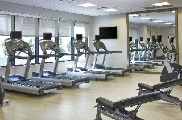 Desportos y Entretenimento