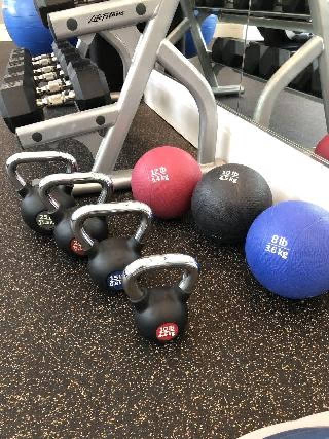 Desportos y Entretenimento