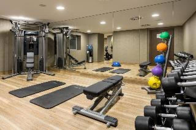 Desportos y Entretenimento