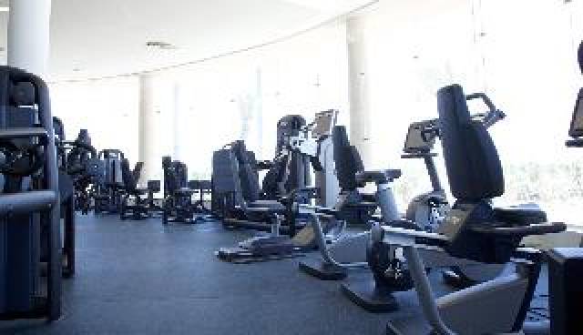 Desportos y Entretenimento