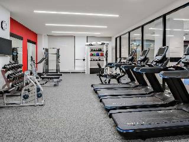 Desportos y Entretenimento