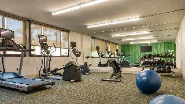 Desportos y Entretenimento