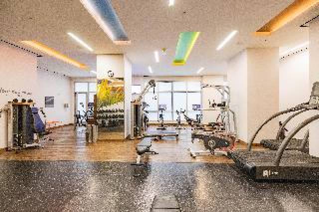 Desportos y Entretenimento