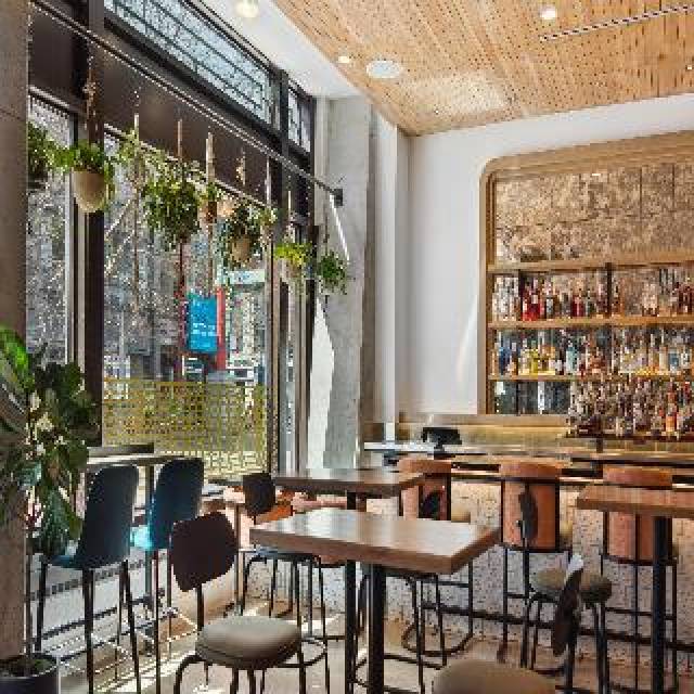 Bar