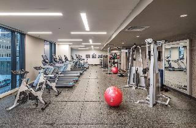 Desportos y Entretenimento