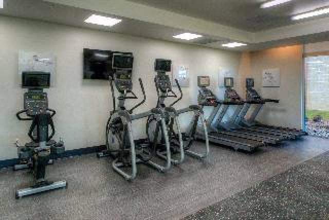 Desportos y Entretenimento