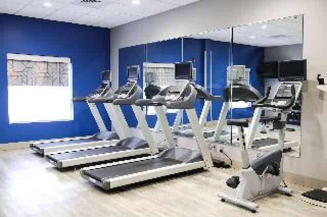 Desportos y Entretenimento
