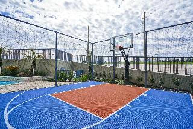 Desportos y Entretenimento
