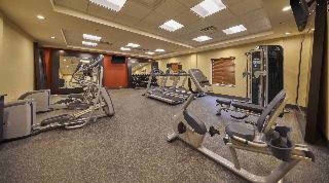 Desportos y Entretenimento